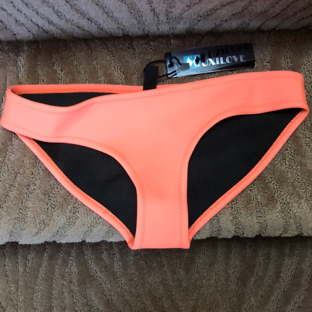 Women’s bikini bottoms